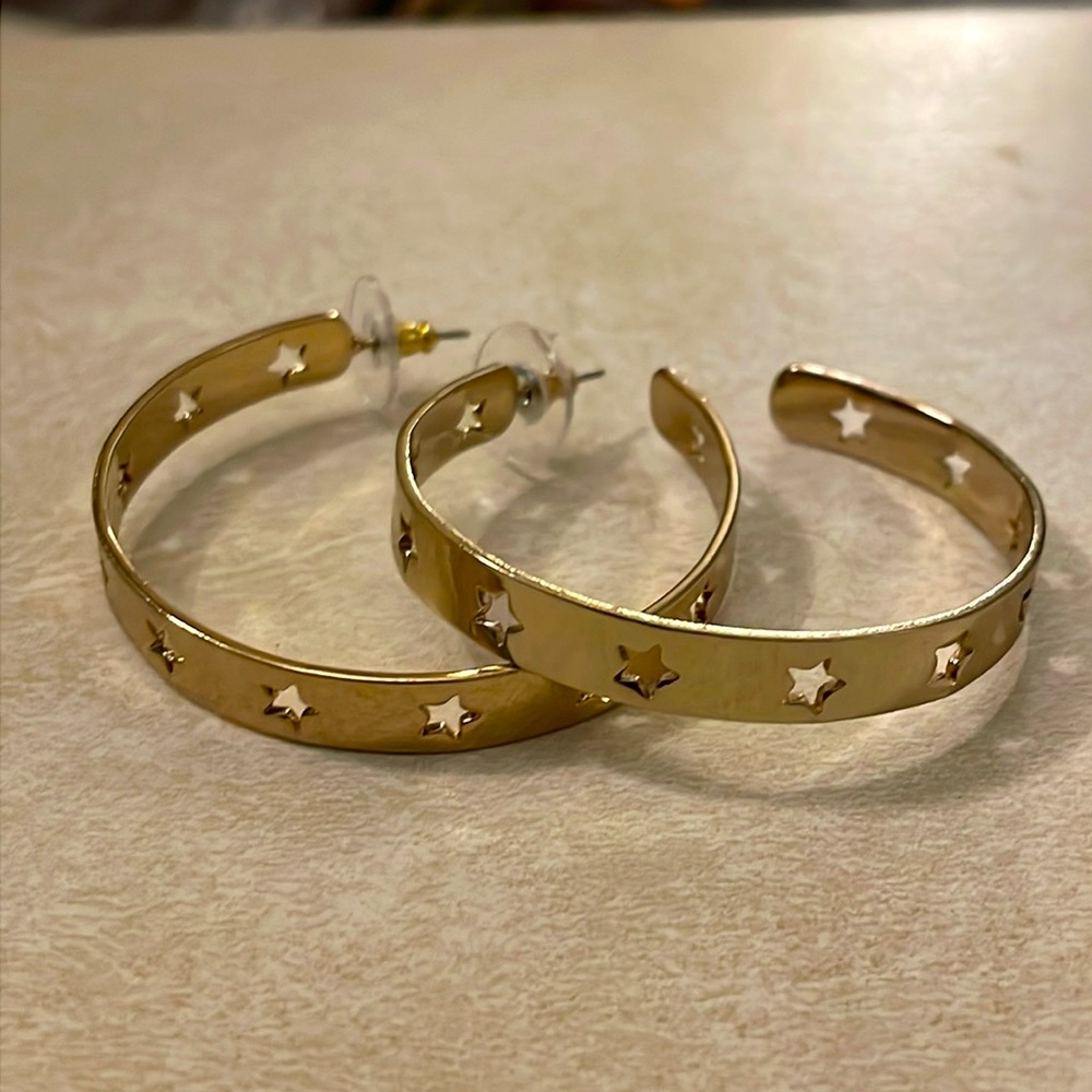 Goldtone Hoop Earrings with Cutout Stars